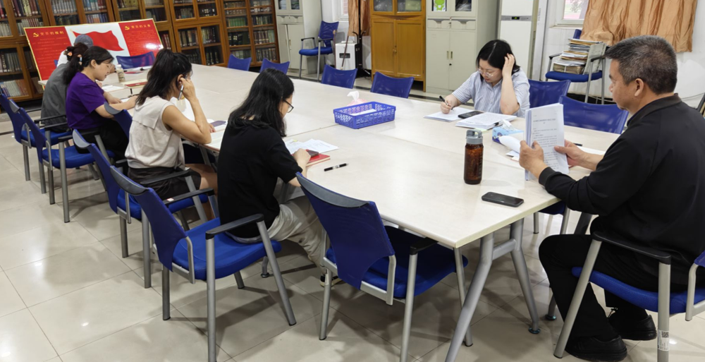 图书科研处党支部开展“为民造福 实干担当”主题党日活动